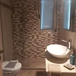 Apartment Riza *